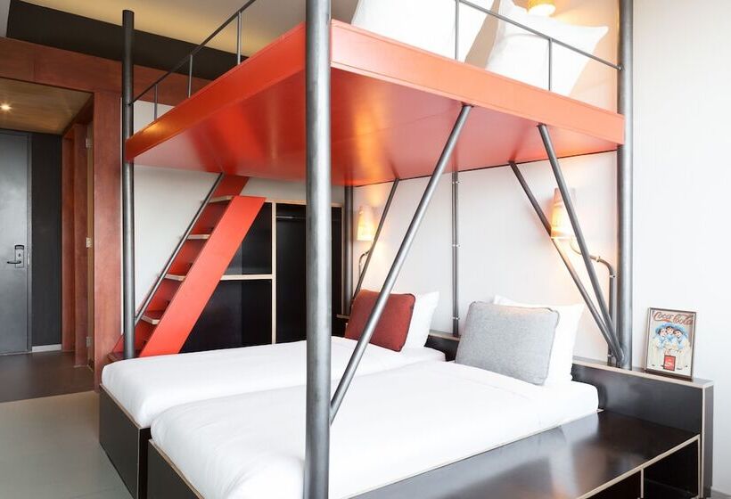 Standard Quadruple Room, Volks