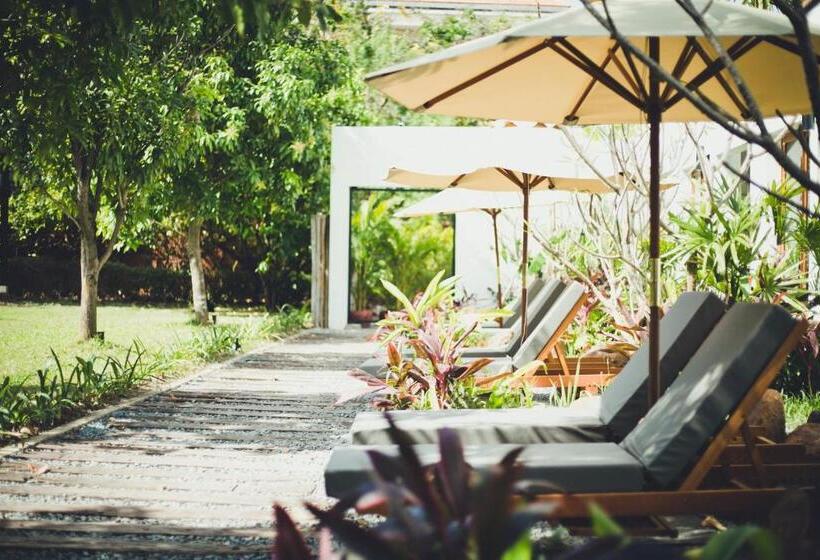 Вилла 1 Спальня, Iroha Garden Hotel & Resort