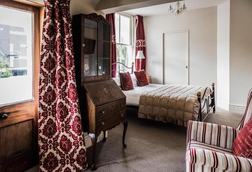 标准间, The Grange B&b