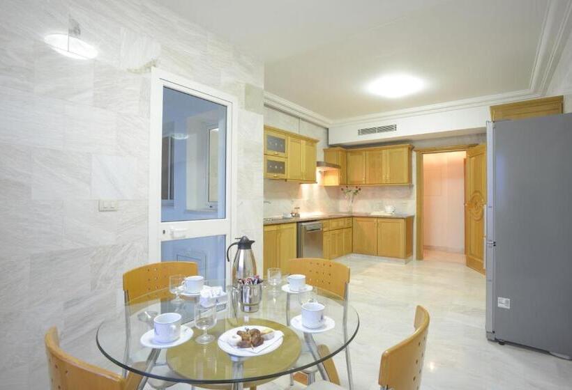 سوییت جونیور, The Penthouse Suites