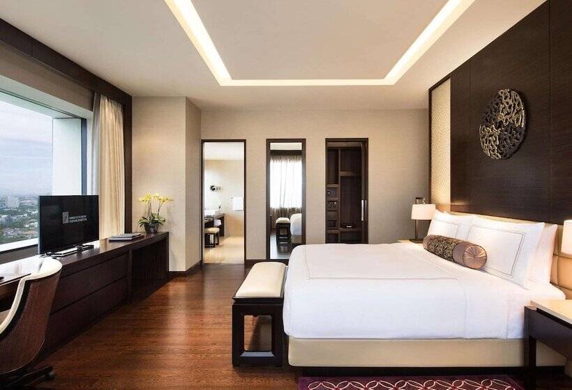 Люкс, Fairmont Jakarta