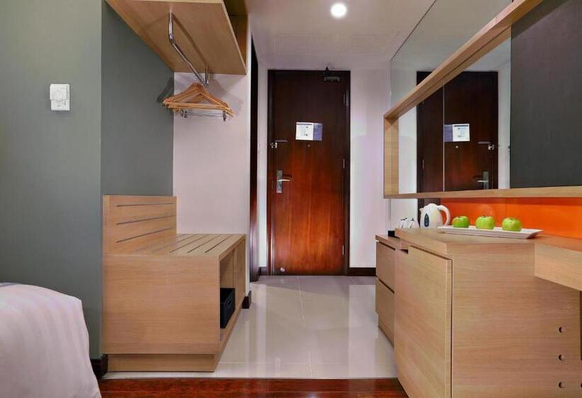 Номер Superior, Harper Malioboro Yogyakarta By Aston