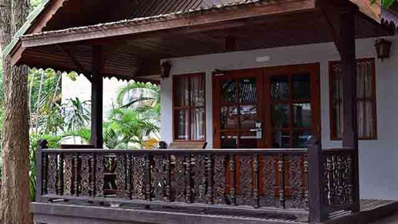 스탠다드 방갈로, Sairee Hut Resort Koh Tao