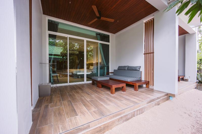 패밀리 룸, Sairee Hut Resort Koh Tao