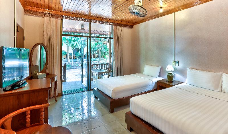 수피리어 트리플 룸, Sairee Hut Resort Koh Tao