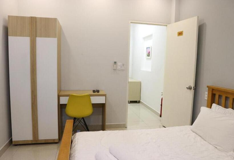 اتاق استاندارد, Long Hostel