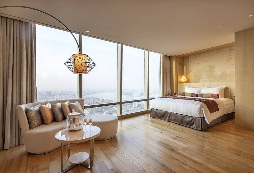 Club Room King Bed, Lotte Hotel Hanoi