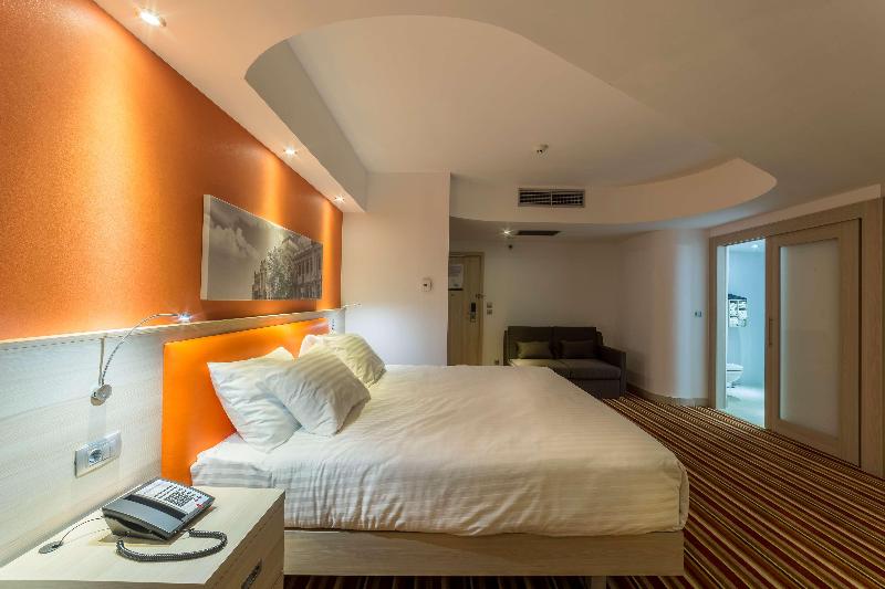 سوئیت پریمیوم, Lotte Hotel Hanoi