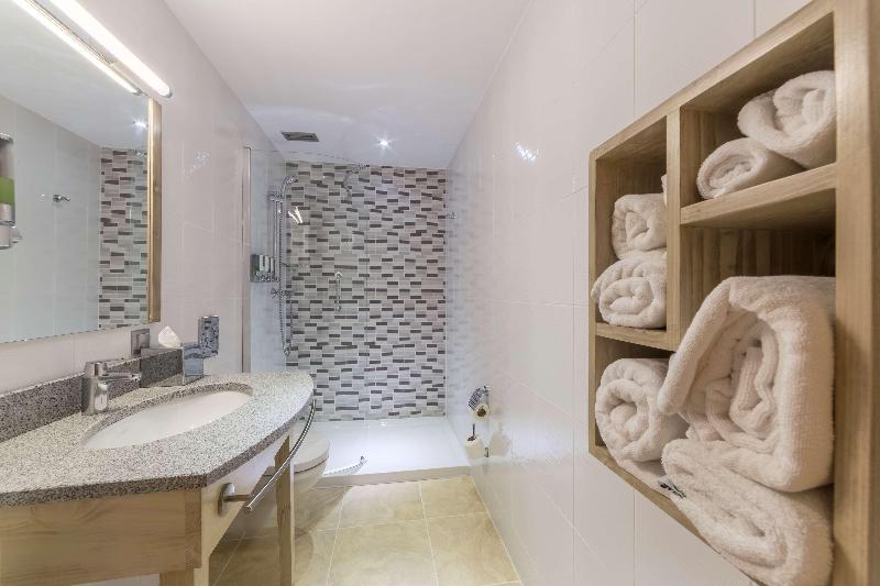 سوئیت پریمیوم, Lotte Hotel Hanoi