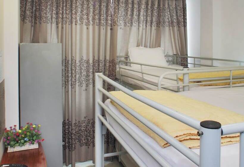 تختخواب در اتاق مشترک, Saigon Backpackers Hostel   Bui Vien