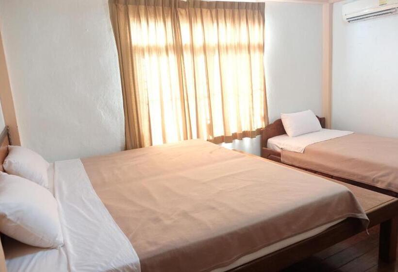 Семейный Номер, Manilath Guesthouse