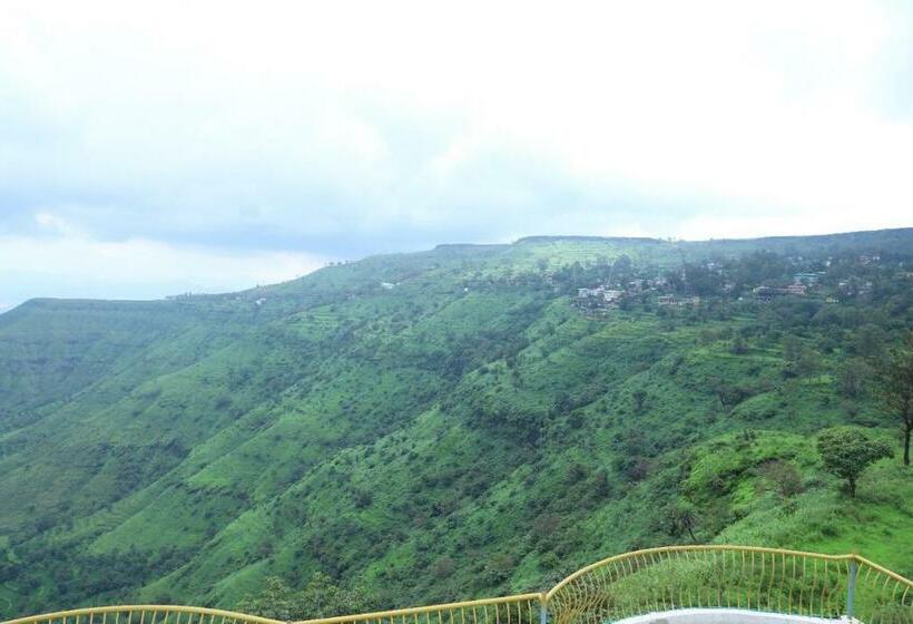 デラックスルーム, Treebo Raval Resort With Valley View