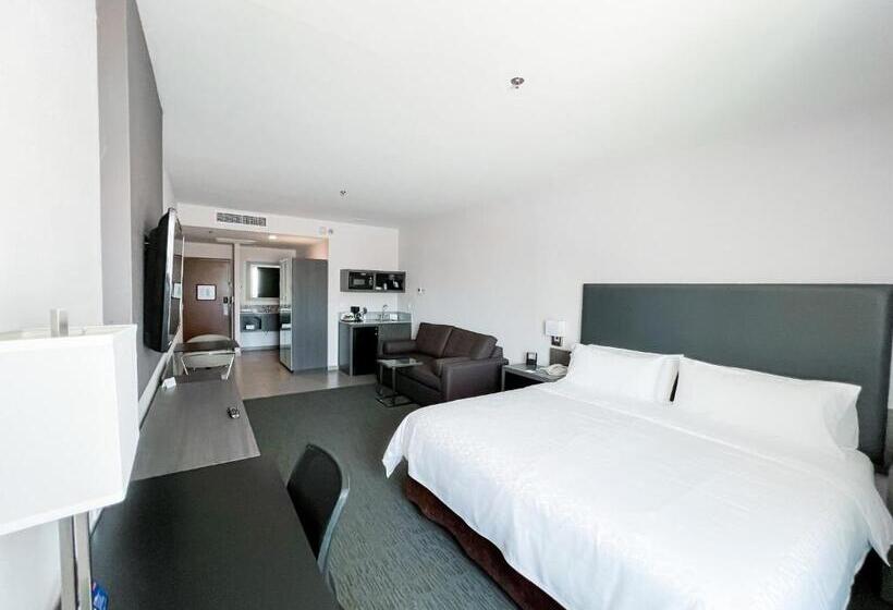 سوئیت با تخت بزرگ, Holiday Inn Express Hotel & Suites Hermosillo, An Ihg