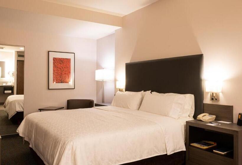 سوییت, Holiday Inn Express Hotel & Suites Hermosillo, An Ihg