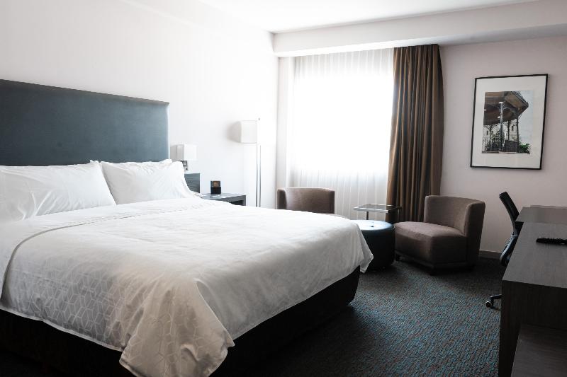 اتاق استاندارد با تخت بزرگ, Holiday Inn Express Hotel & Suites Hermosillo, An Ihg