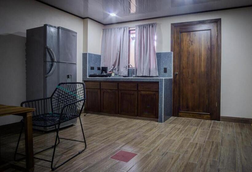 침실 1개 아파트, Argdivan Hostel