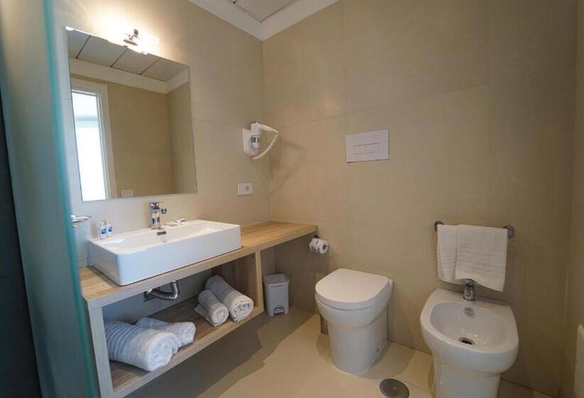 Triple Room Sea View, Eleamare Resort