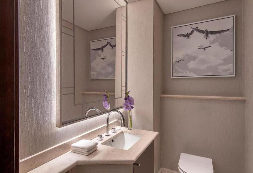 2 Bedrooms Suite Sea View, The St. Regis Marsa Arabia Island, The Pearl Qatar