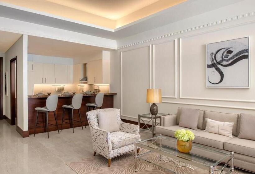 سوئیت با تخت بزرگ, The St. Regis Marsa Arabia Island, The Pearl Qatar