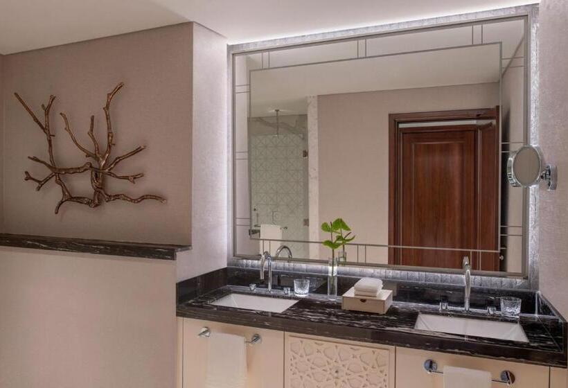 سوئیت 2 خوابه, The St. Regis Marsa Arabia Island, The Pearl Qatar