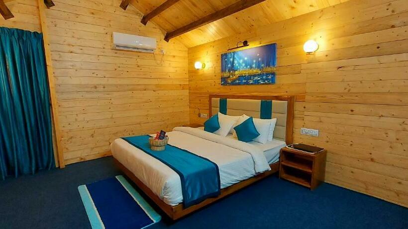 海景标准间带阳台, Parisa Beach Resort Tarkarli Bhogwe
