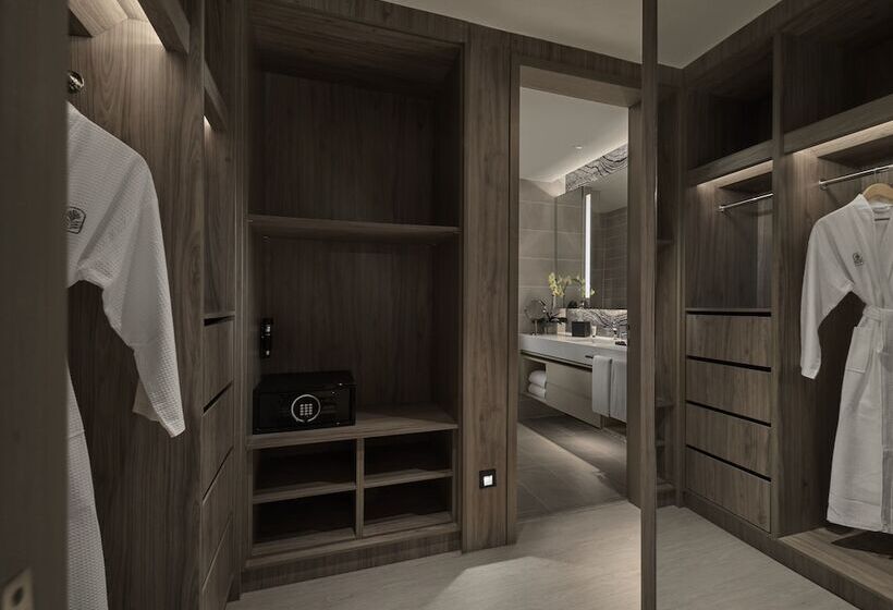 سوئیت پریمیوم, Pan Pacific Serviced Suites Kuala Lumpur