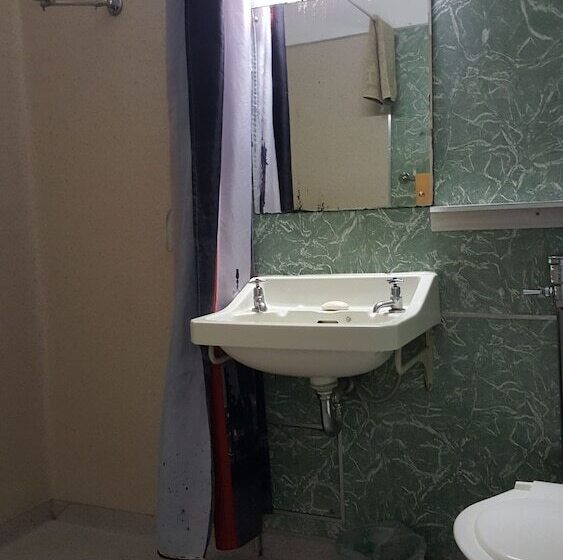 Кровать в Общей Комнате, Ariki Backpackers