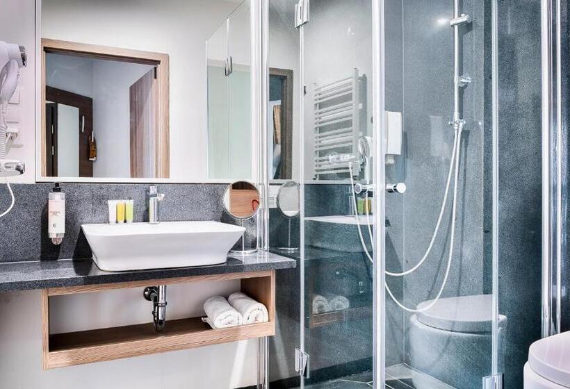 Номер Премиум, Focus  Premium Inowroclaw