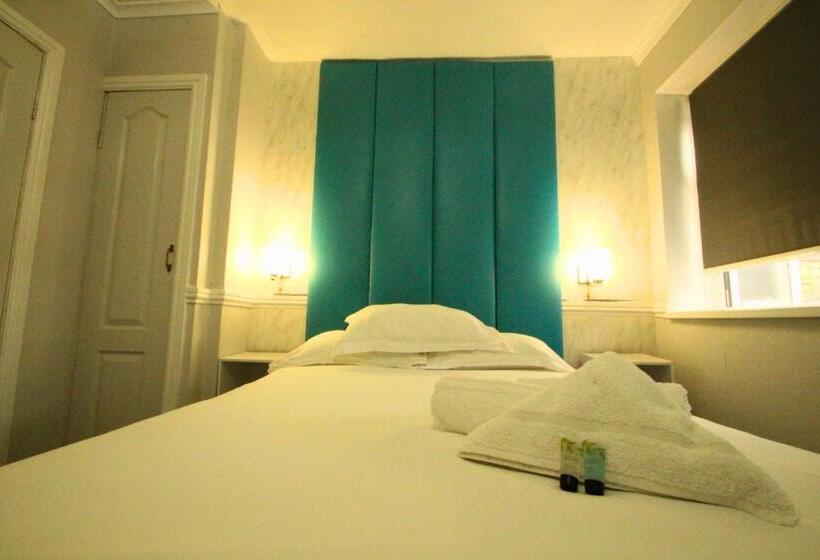 Номер Стандарт, Abbey Lodge