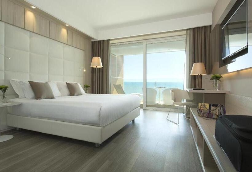 Трехместный Номер Deluxe Вид на Море, Almar Jesolo Resort & Spa