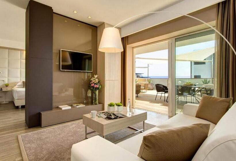 Люкс с Террасой, Almar Jesolo Resort & Spa