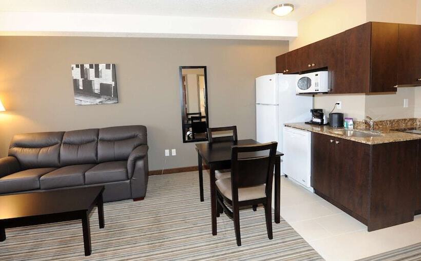Люкс, Best Western Plus Peace River Hotel & Suites