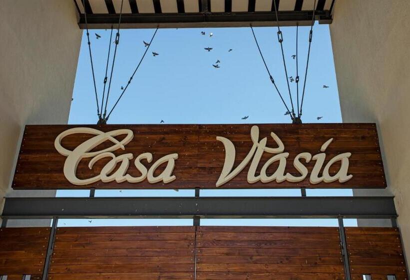 اتاق استاندارد سه نفره, Casa Vlasia