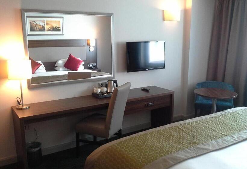 Quarto Clássico, Heston Hyde