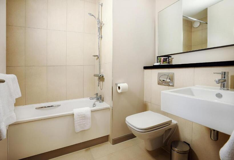 Quarto Clássico, Heston Hyde