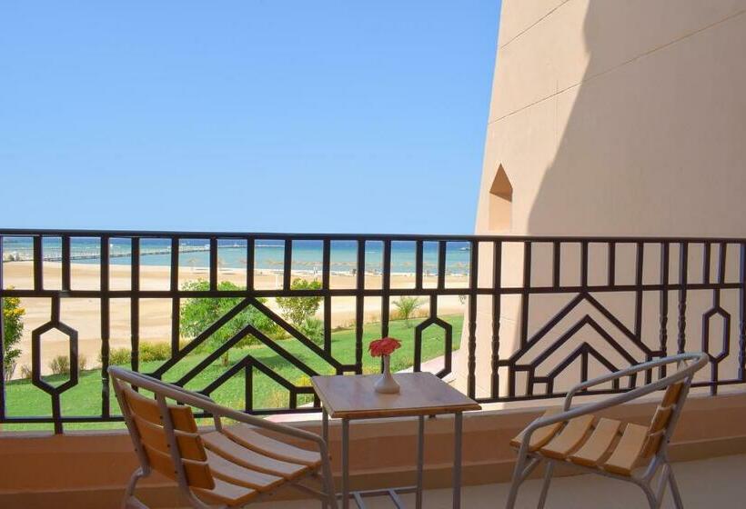 اتاق سوپریور با چشم‌انداز دریا, Jasmine Palace Resort