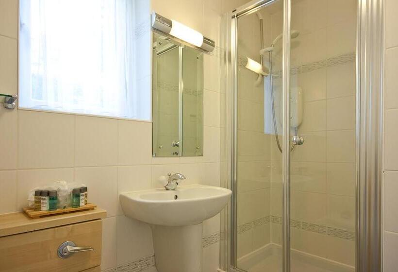Номер Стандарт, Lingwood Lodge