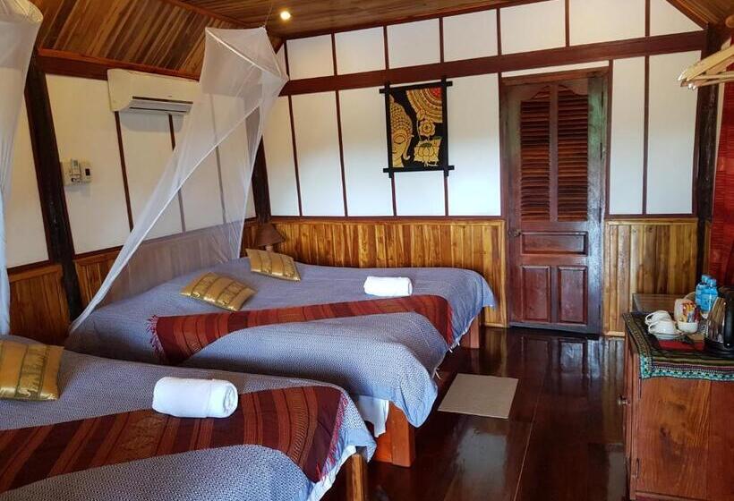בונגלו סטנדרט עם נוף לגינה, Thongbay Guesthouse