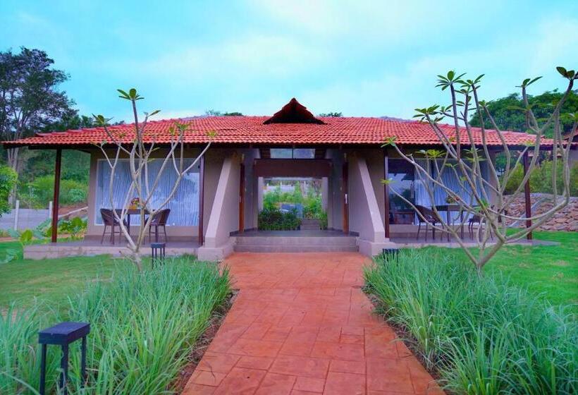 套房带泳池景, Ravishing Retreat Resort