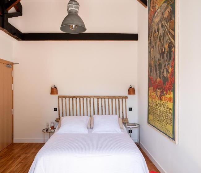Номер Стандарт с Террасой, Auberge Hiribarren