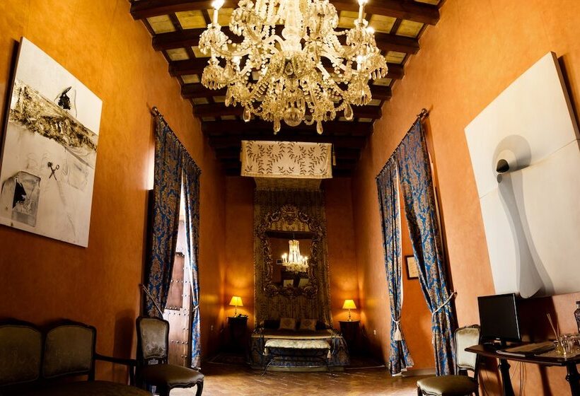 Люкс, Granados Palacio Hotel Boutique
