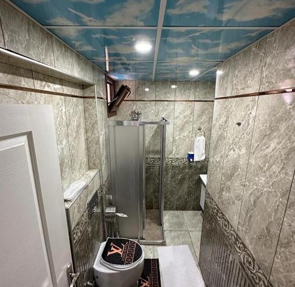 اتاق استاندارد چهار تخته با چشم‌انداز دریا, Cihangir By Aydin Suite