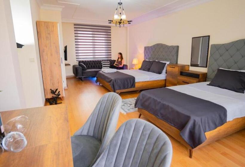اتاق استاندارد چهار تخته با چشم‌انداز دریا, Cihangir By Aydin Suite