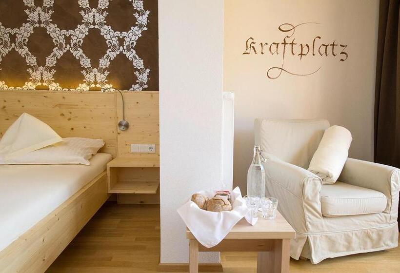 Quarto Estandar com Sacada, Der Paternwirt