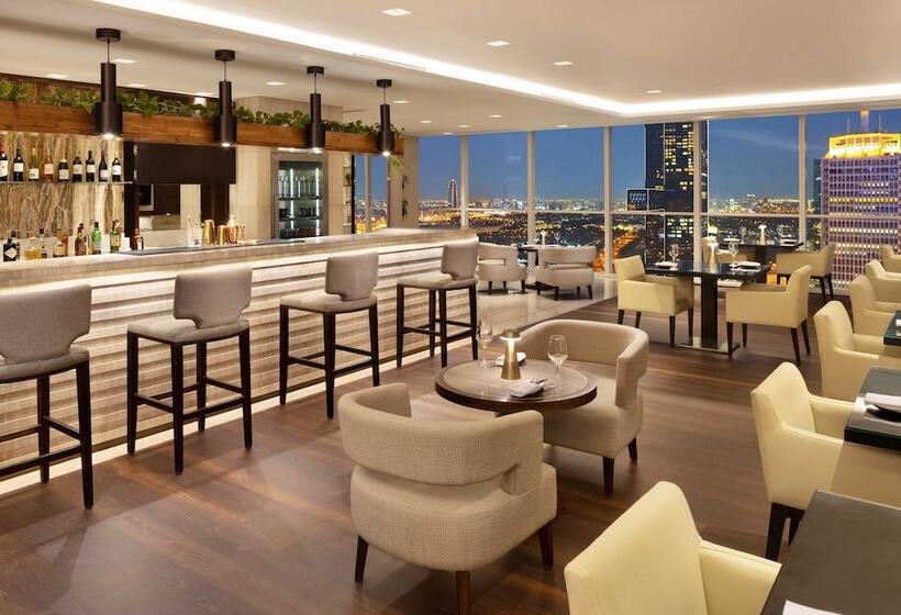 Номер Клуб, Sheraton Grand Hotel, Dubai