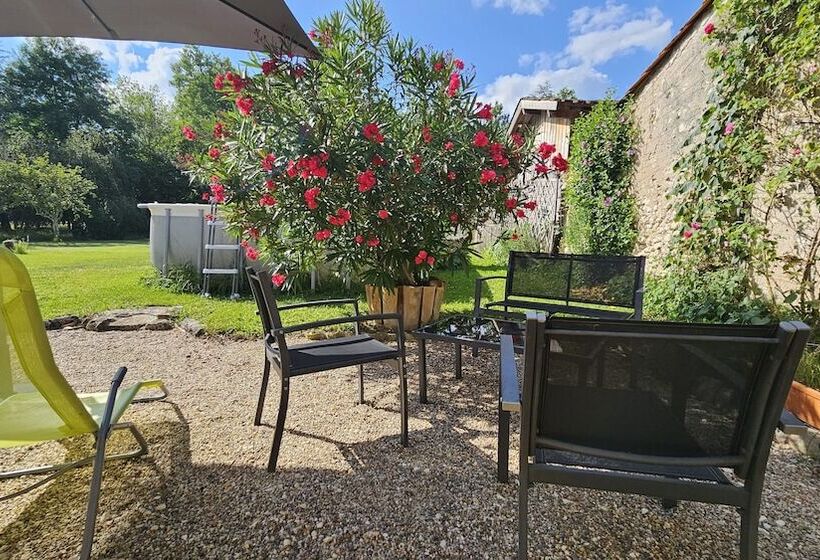 Номер Стандарт, Chambres Et Gîtes Les Deux Chênes Près De Bergerac