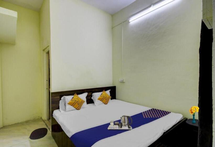 Трехместный Номер Классика, Spot On Hotel Ashoka