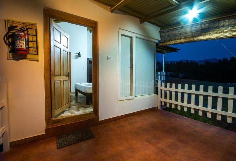 اتاق استاندارد با چشم‌انداز کوهستان, Tranqville Resorts