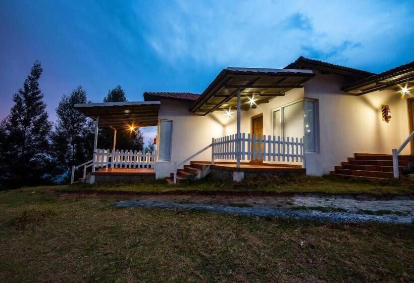 اتاق استاندارد با چشم‌انداز کوهستان, Tranqville Resorts