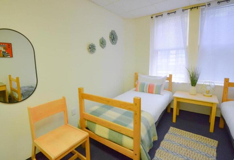 バス共有のスタンダードルーム, Michie House In College Hill
